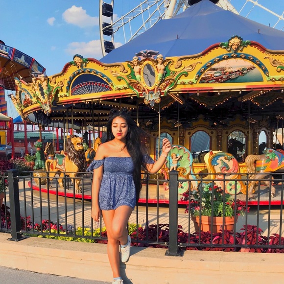 everyone is welcome here ♡ - Picture 1 of 1